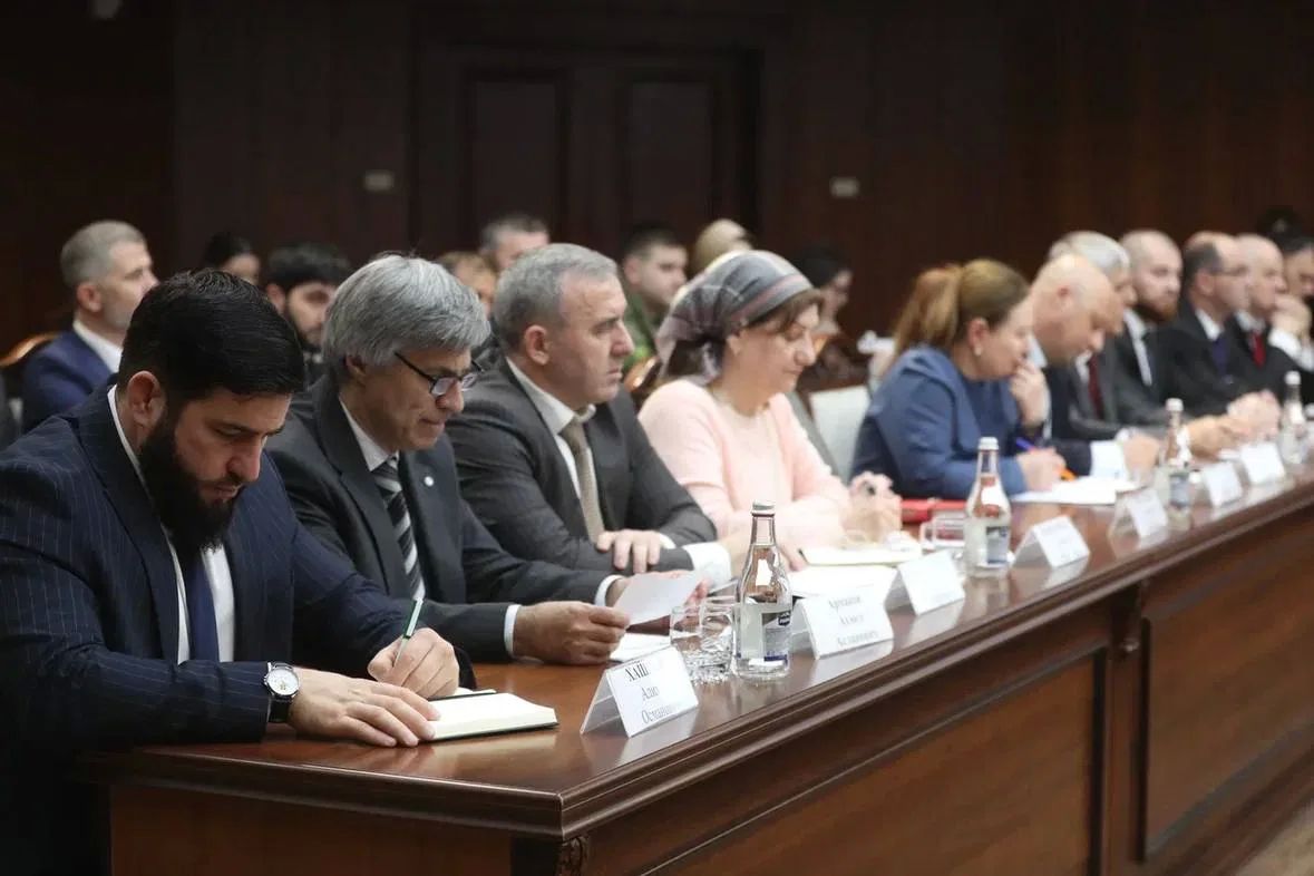Под руководством Председателя Правительства Республики Ингушетия Владимира Сластенина состоялось еженедельное заседание Правительства Под руководством Председателя Правительства Республики Ингушетия Владимира Сластенина состоялось еженедельное заседание Правительства