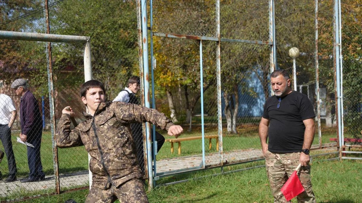 950 юнармейцев Ингушетии прошли испытания «Юнармейского норматива» 950 юнармейцев Ингушетии прошли испытания «Юнармейского норматива»