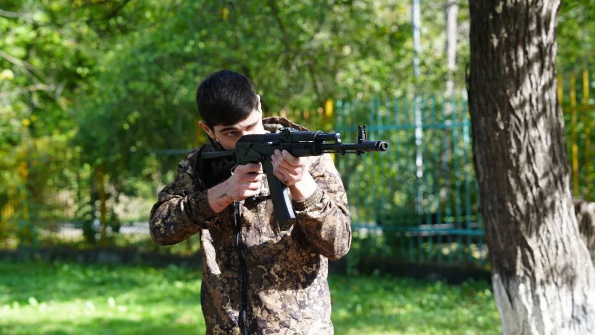 950 юнармейцев Ингушетии прошли испытания «Юнармейского норматива» 950 юнармейцев Ингушетии прошли испытания «Юнармейского норматива»