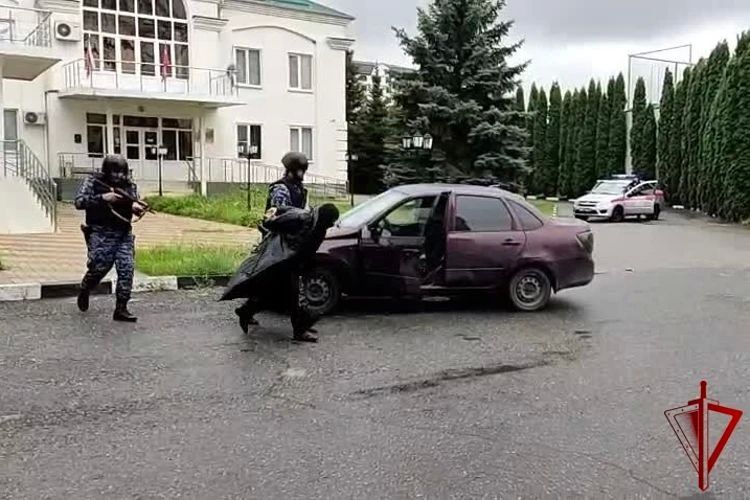 В Ингушетии росгвардейцы провели совместную практическую тренировку В Ингушетии росгвардейцы провели совместную практическую тренировку