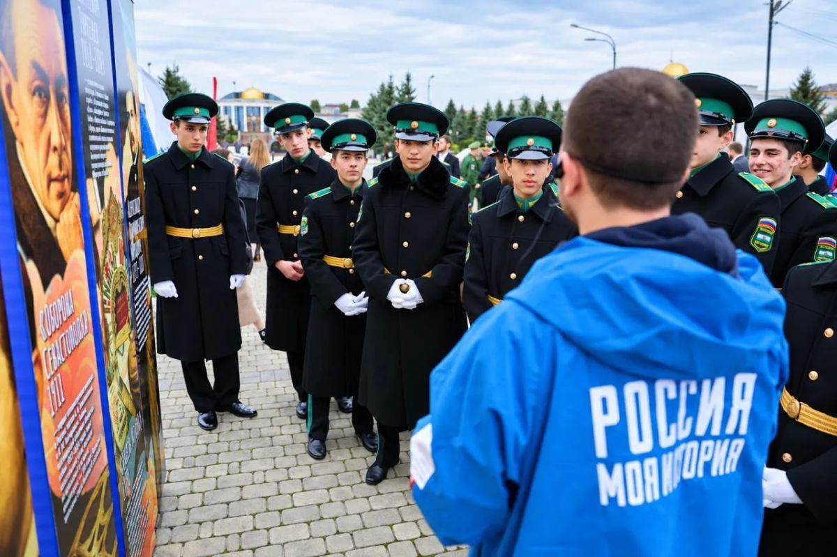 В Ингушетии впервые открылась передвижная экспозиция «Россия – Моя история» В Ингушетии впервые открылась передвижная экспозиция «Россия – Моя история»