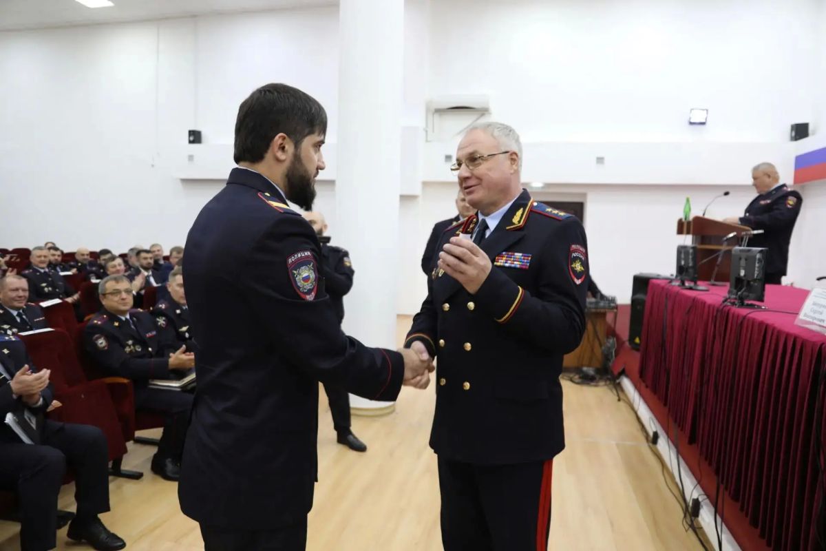 «Отчетный период характеризовался ростом числа зарегистрированных преступлений на 13 процентов, увеличением числа раскрытых преступлений на 13,6 процентов и снижением количества нераскрытых противоправных деяний «Отчетный период характеризовался ростом числа зарегистрированных преступлений на 13 процентов, увеличением числа раскрытых преступлений на 13,6 процентов и снижением количества нераскрытых противоправных деяний
