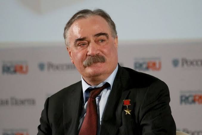 Председатель Народного Собрания Республики Ингушетия Руслан Магометович Гагиев поздравил Первого Президента Республики Ингушетия, Героя Советского Союза Руслана Султановича Аушева с днем рождения